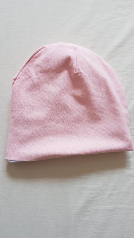 Predám dievčenskú dvojvrstvovú čiapku, 92