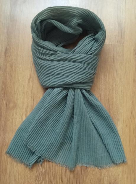 Zeleno -sivý šál, new yorker