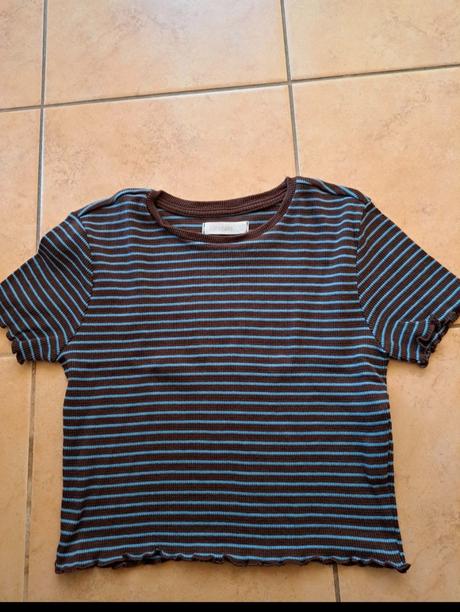 Vrúbkový crop top, reserved,s