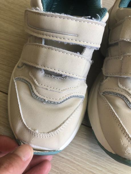 Tenisky, reserved,30