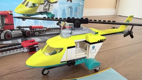 Lego city 60343 - preprava zachrannej helikoptéry, 