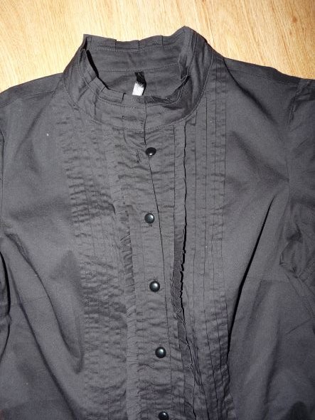 Šaty na gombíky, s