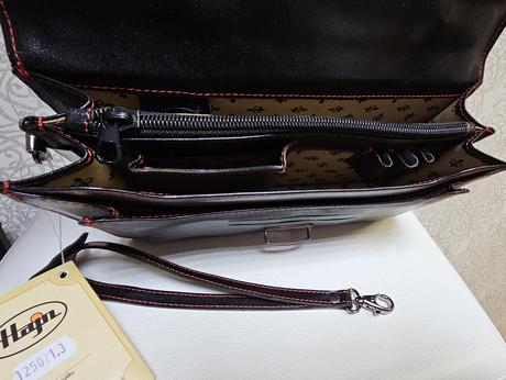 Príručná pánska taška,