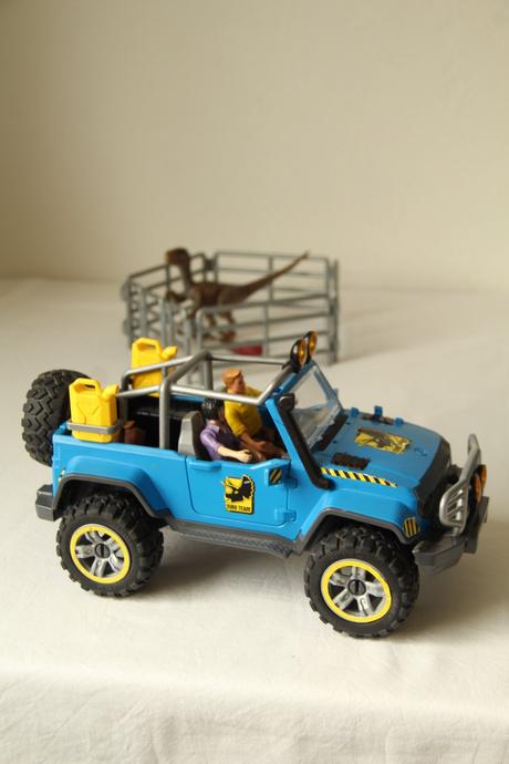 Schleich 42564 sopka + 41464 vozidlo s výbehom, 