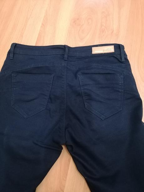 Nohavice, stradivarius,38