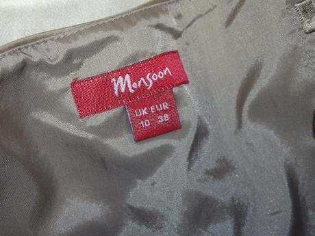 Kvalitné spoločenské šaty, monsoon,38