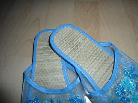 Modre letne papucky, 33