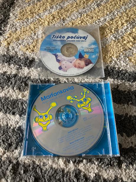 Cd relax tíško počúvaj a marťankovia,