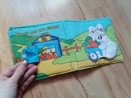Väčšia textilná kniha pre detičky,