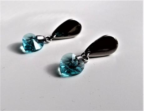 Strieborné náušnice s kamienkami swarovski, 