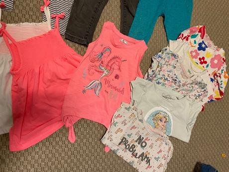 Balík oblečenia zara s poštovným, 86–98