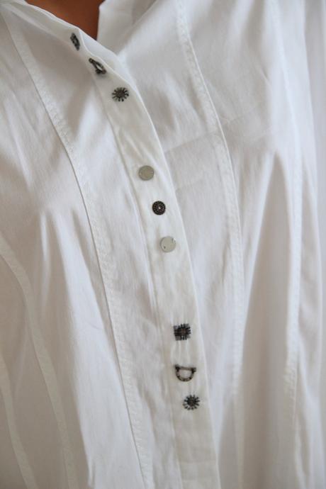 Biela košeľa s kovovými detailmi, xxl, xxl