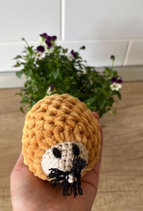 Nový handmade hačkovaný ježko,