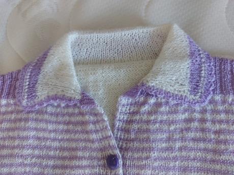 Štrikovaný svetrík bielo-fialový č.80-86, 86