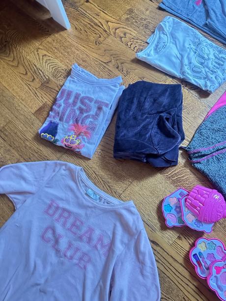 Balík oblecenia, 140–152