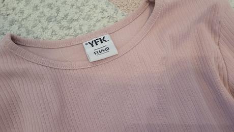 Pudrovo ružový crop top, 134