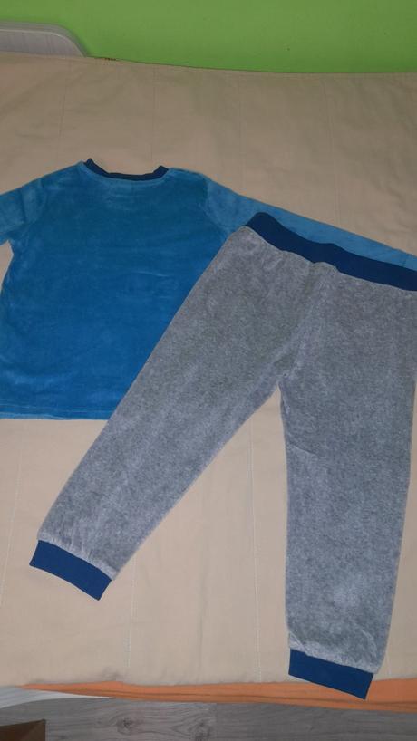 Flisova zamatova supravicka, lupilu,98