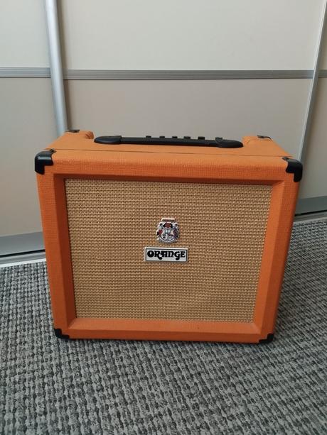 Elektrická gitara a kombo,