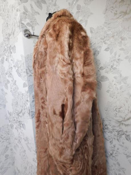 Damsky kvalitny kožuch z kozlika, 46