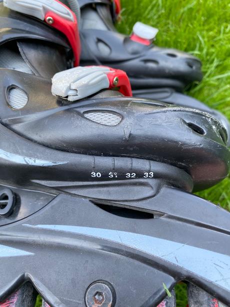 Kolieskové korčule, 30