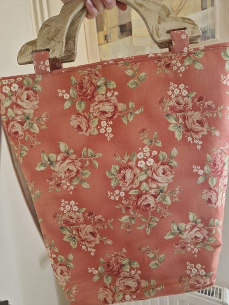 Rucne vyrábaná taška, 