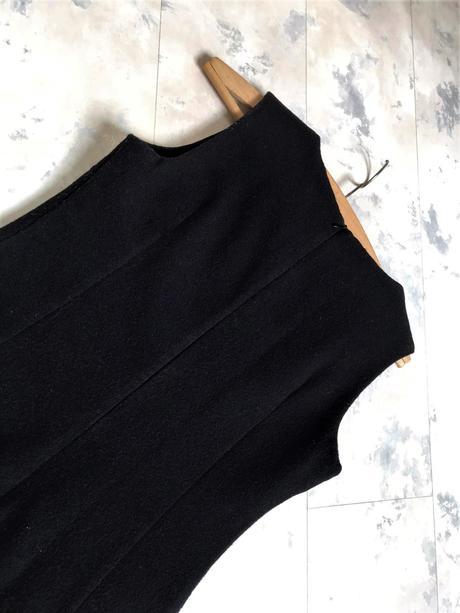 Vlnená šatová sukňa, 36