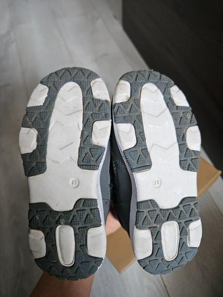 Zimne cizmy, kangaroos,25