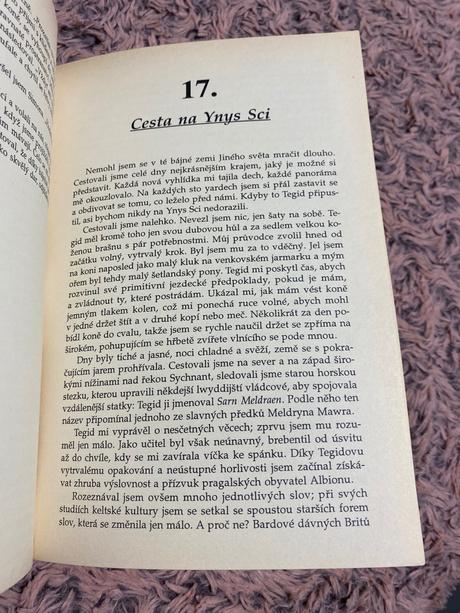 Krásna kniha-kelti válka v ráji stephen lawhead,