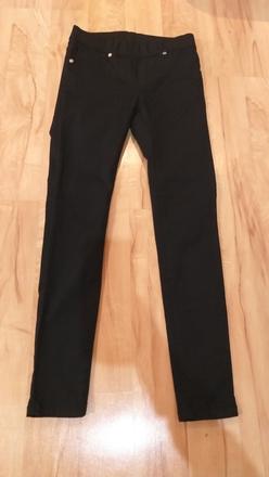 Nenosené 146/152, takko,146