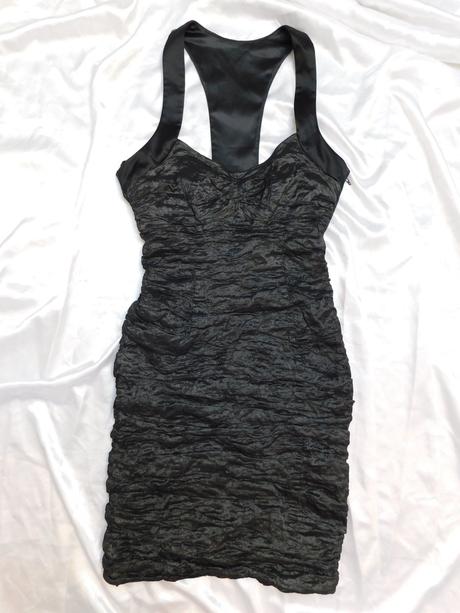 Luxusne slavnostne strečove šaty,čiernej farby s d, 38