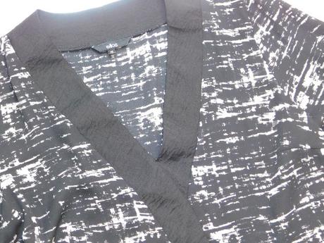 Kvalitna velmi pekna bluzka, 40