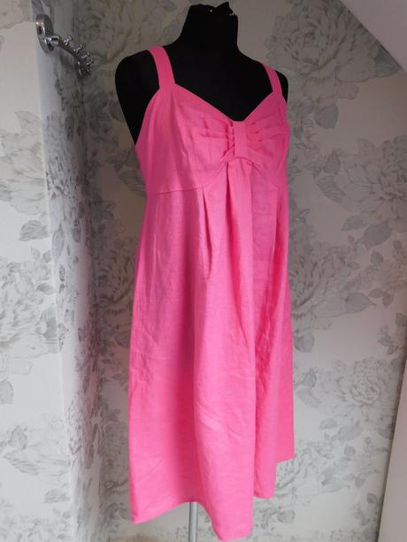 Kvalitne lanove šaty, 42