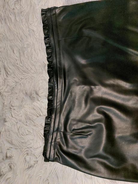 Koženková sukňa, esmara,40