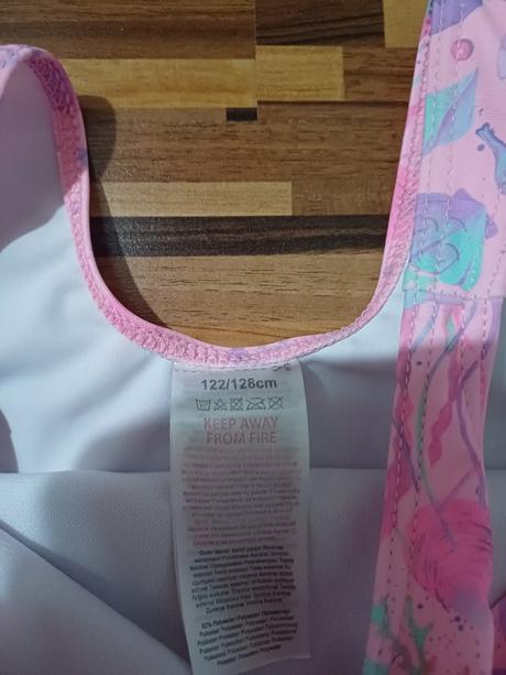 Dievcenske plavky, sinsay,122