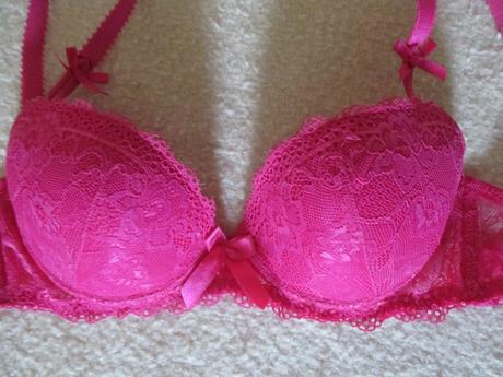 Sexy podprsenka v cervenej farbe, 75c