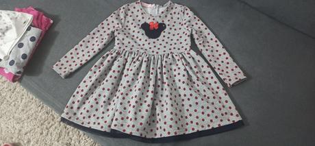 Šaty s dlhým rukávom, 98