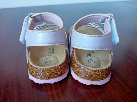 Sandálky 21, cupcake,21