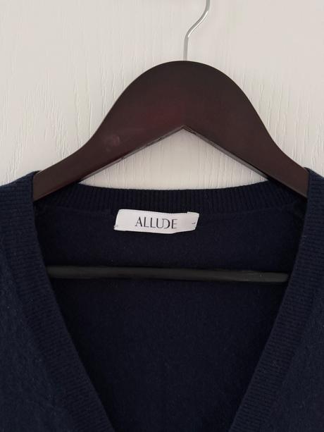 Kašmírový kardigan allude v námorníckej farbe, l