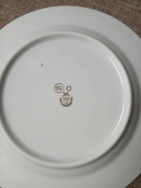 Krásne, dezertné taniere na doplnenie, 