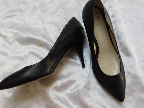 Bata kožene kvalitne lodičky, baťa,37