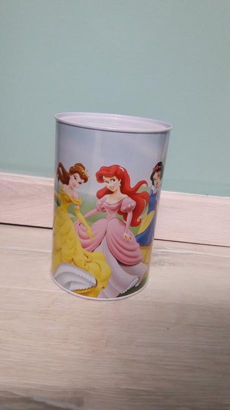 Plechová pokladnička princess,