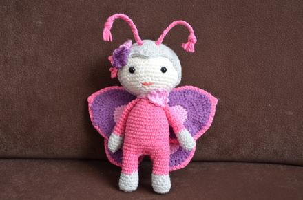 Háčkovaný motýľ, 