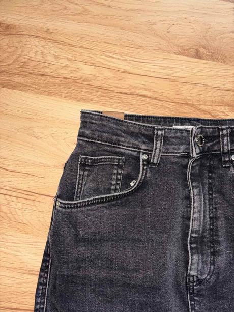 Sukna zara xxs/xs, zara,32 / 34 / xs