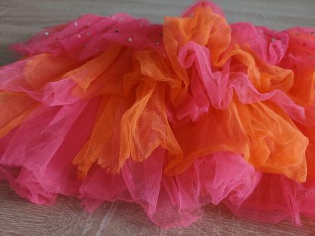 Bohatá tylová mini sukňa zn.claires univerzálna ve, 