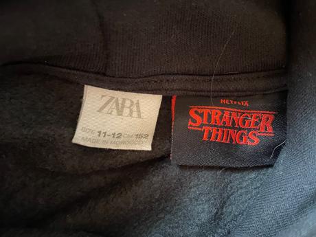 Mikina stranger things, zara,152