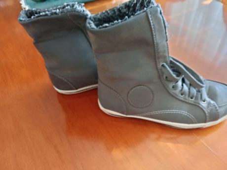 Super topánky pre paradnice, 31