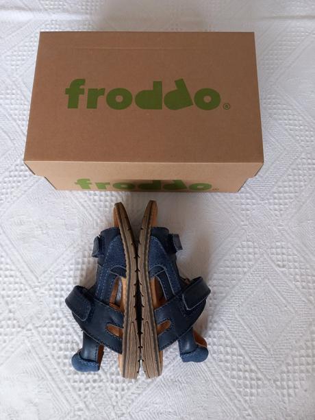 Sandálky froddo, froddo,27