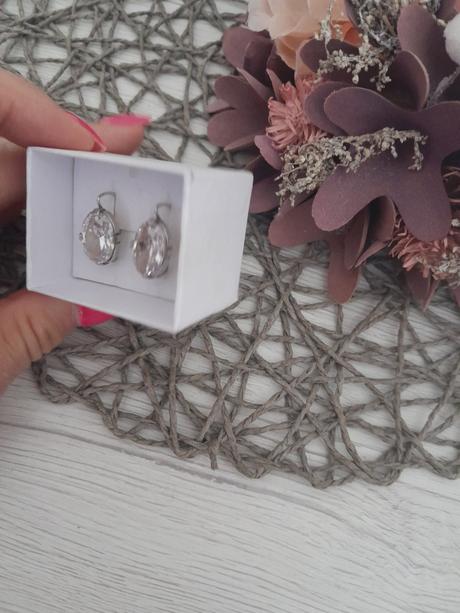 Strieborné náušnice, 