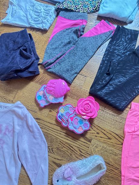 Balík oblecenia, 140–152