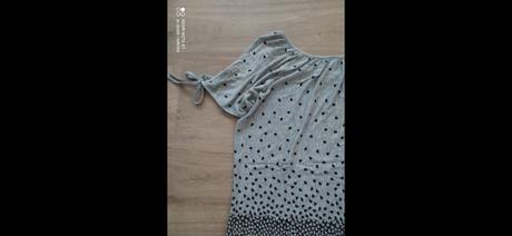 Sivé tričko so srdiečkami, 42 / xl